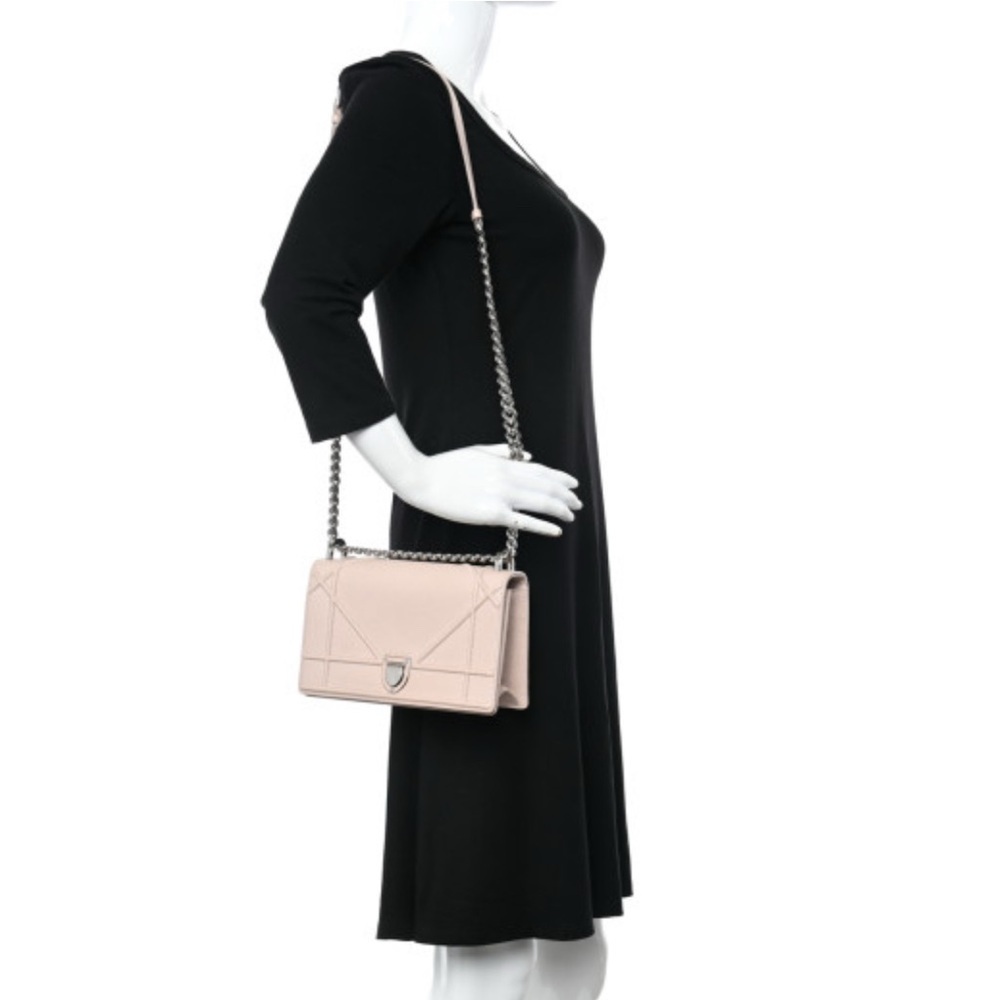 Dior Diormara Medium Handbag - Picture 3 of 17
